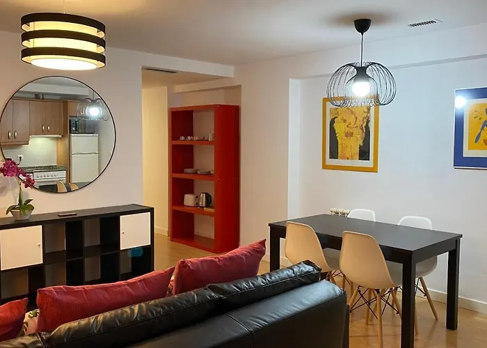 Lc Apartamentos Cesar Augusto