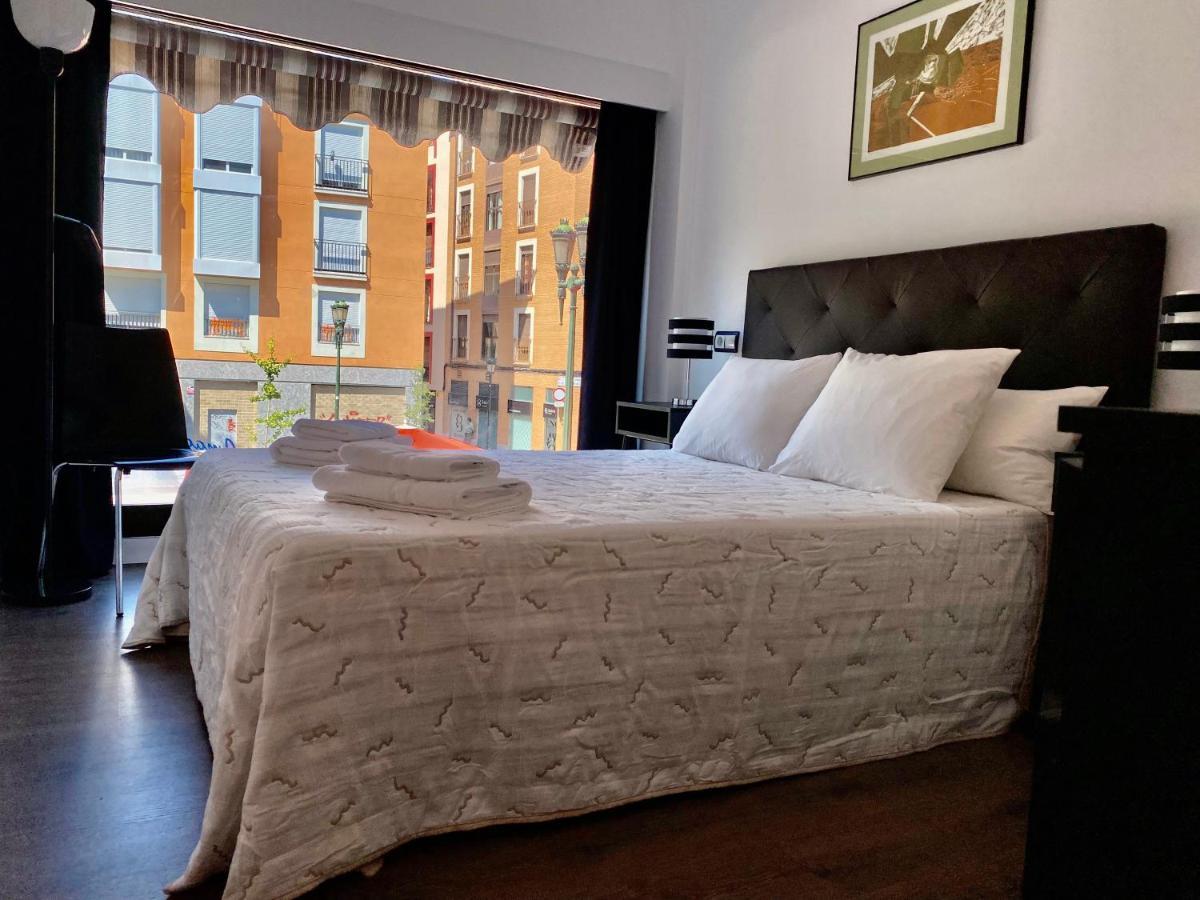 Lc Cesar Augusto Apartment